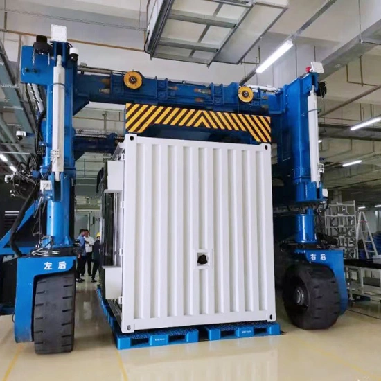 Straddle carrier stacking shipping containers